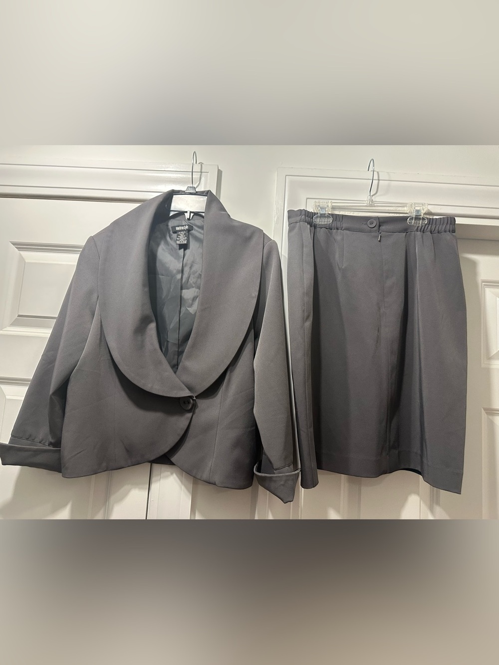 metrostyle Charcoal Gray Women's Shawl Collar Blazer & Skirt Set